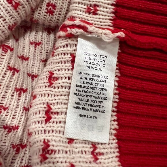 Cute Penguin Christmas Winter Sweater - Picture 4 of 5